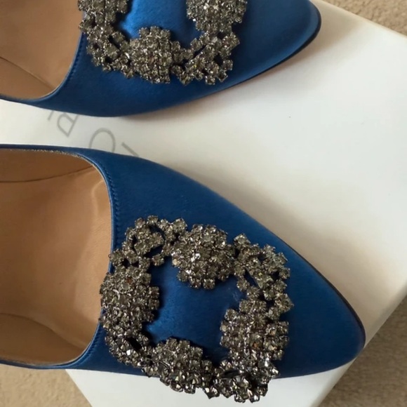 Manolo Blahnik Royal Blue Heels with Embellishments - Picture 4 of 9
